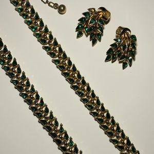 Trifari Green Leaf Set